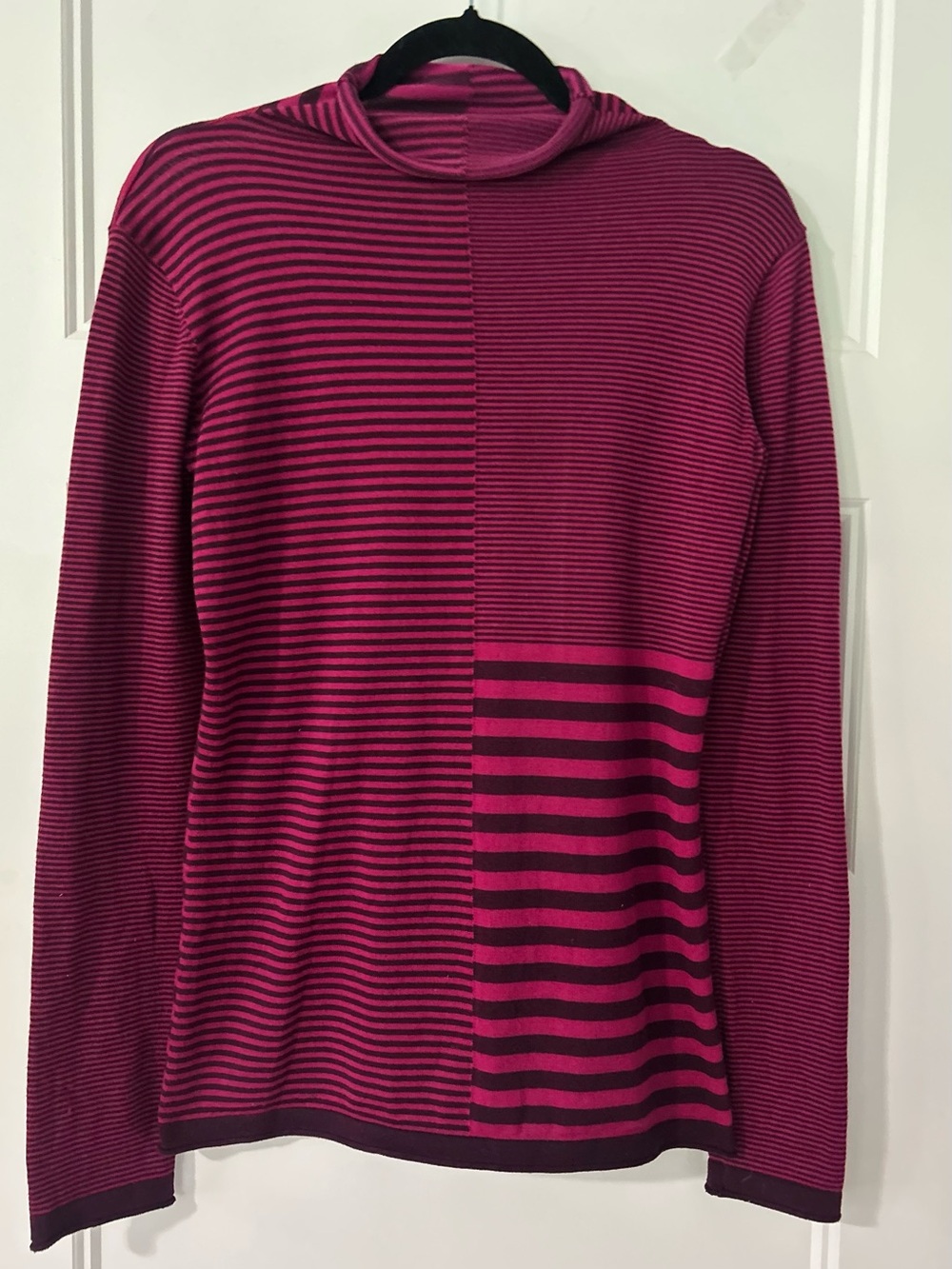Title Nine Synergy Striped Mock Neck Sweater Women S Burgundy Pink Colorblock